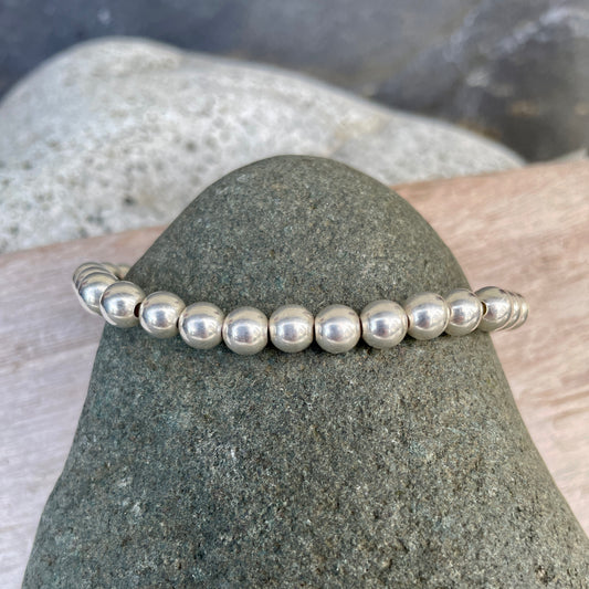 Shiny Sterling Silver Beaded bracelet